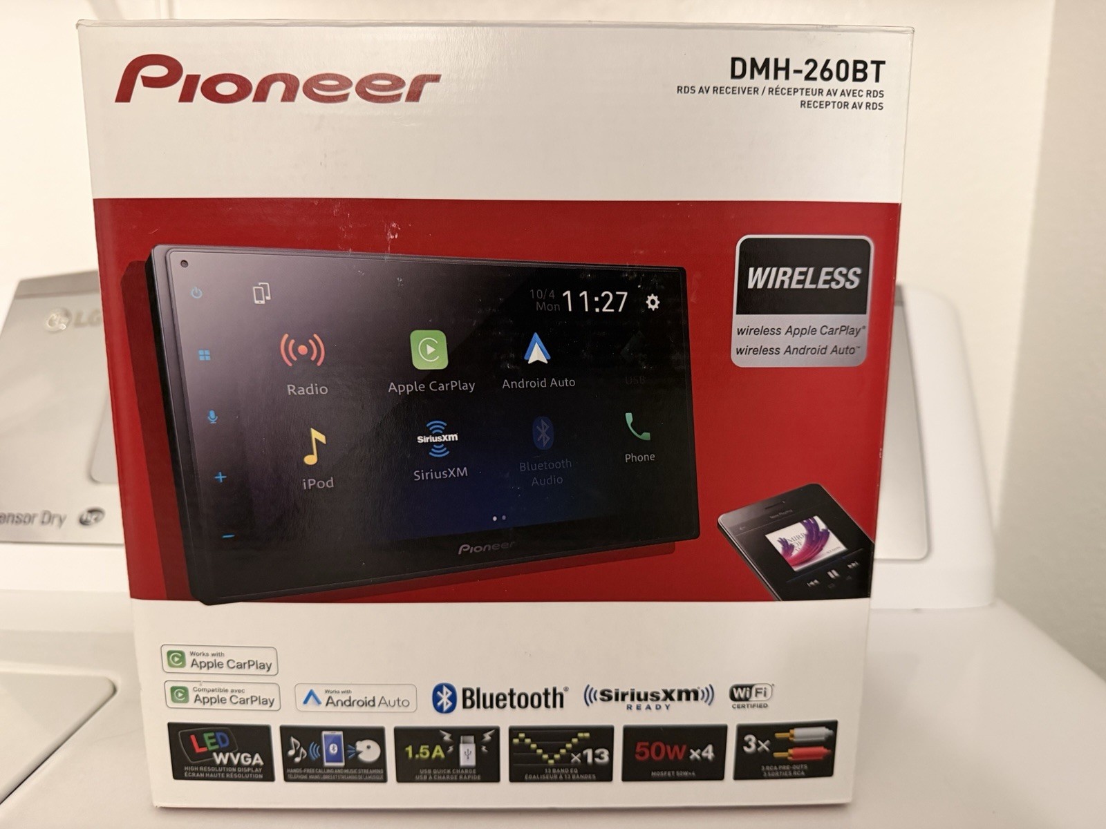 Pioneer DMH-260BT RDS AV Wireless Multimedia Receiver works w/ Apple CarPlay