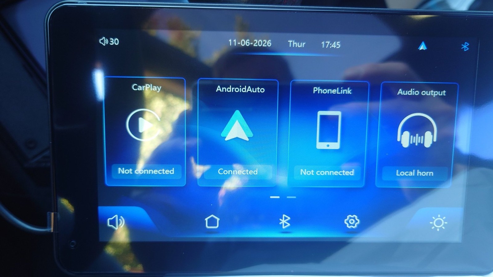 7” Portable Wireless CarPlay Touch Screen Stereo Backup Cam • OpenBox • Complete