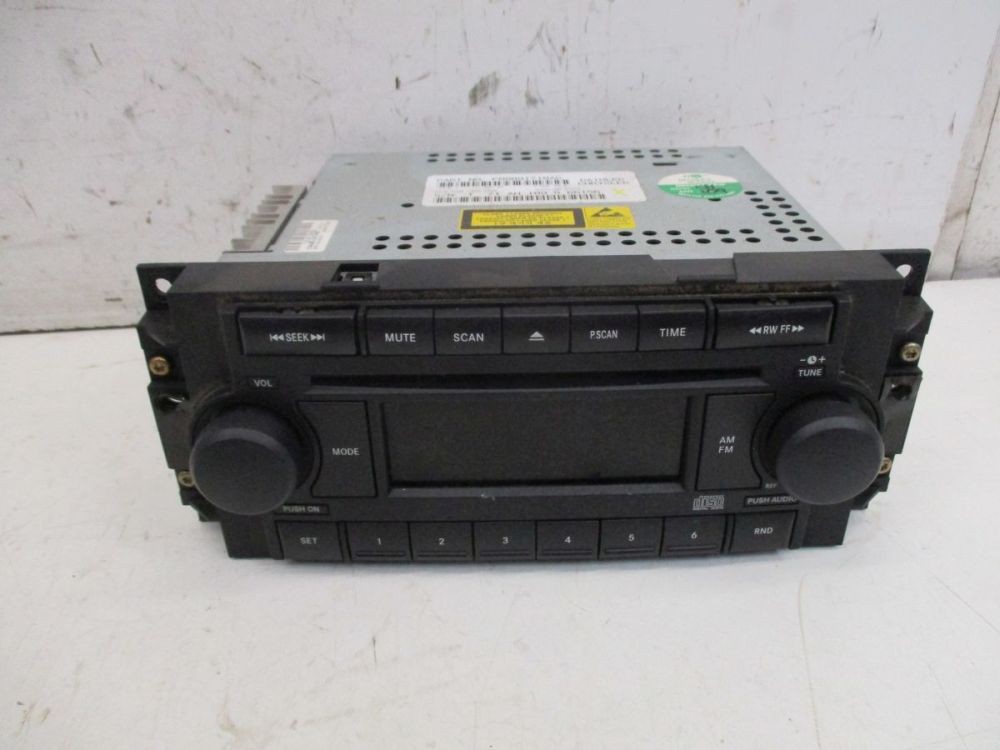 CD Radio * Code Not Available! Fits Jeep Grand Cherokee III WH 3.7 V6