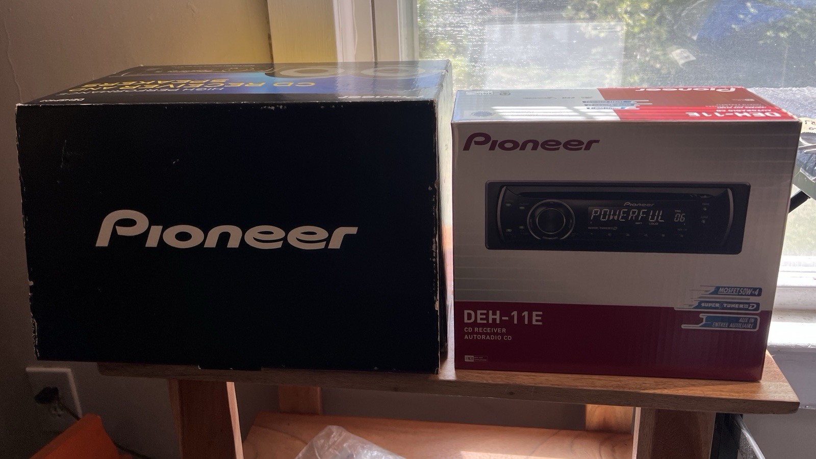 Pioneer CD Receiver 50Wx4 + 6.5” Speakers Pair – DEH-11E + TS-164P NEW Kit