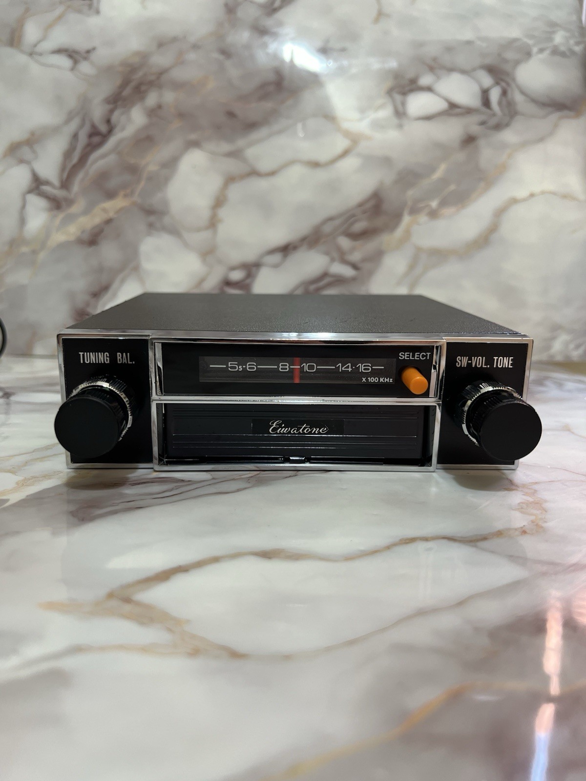 Vintage Eiwatone IRK-603A 8 Track Car Stereo Player Radio * Excellent Working *
