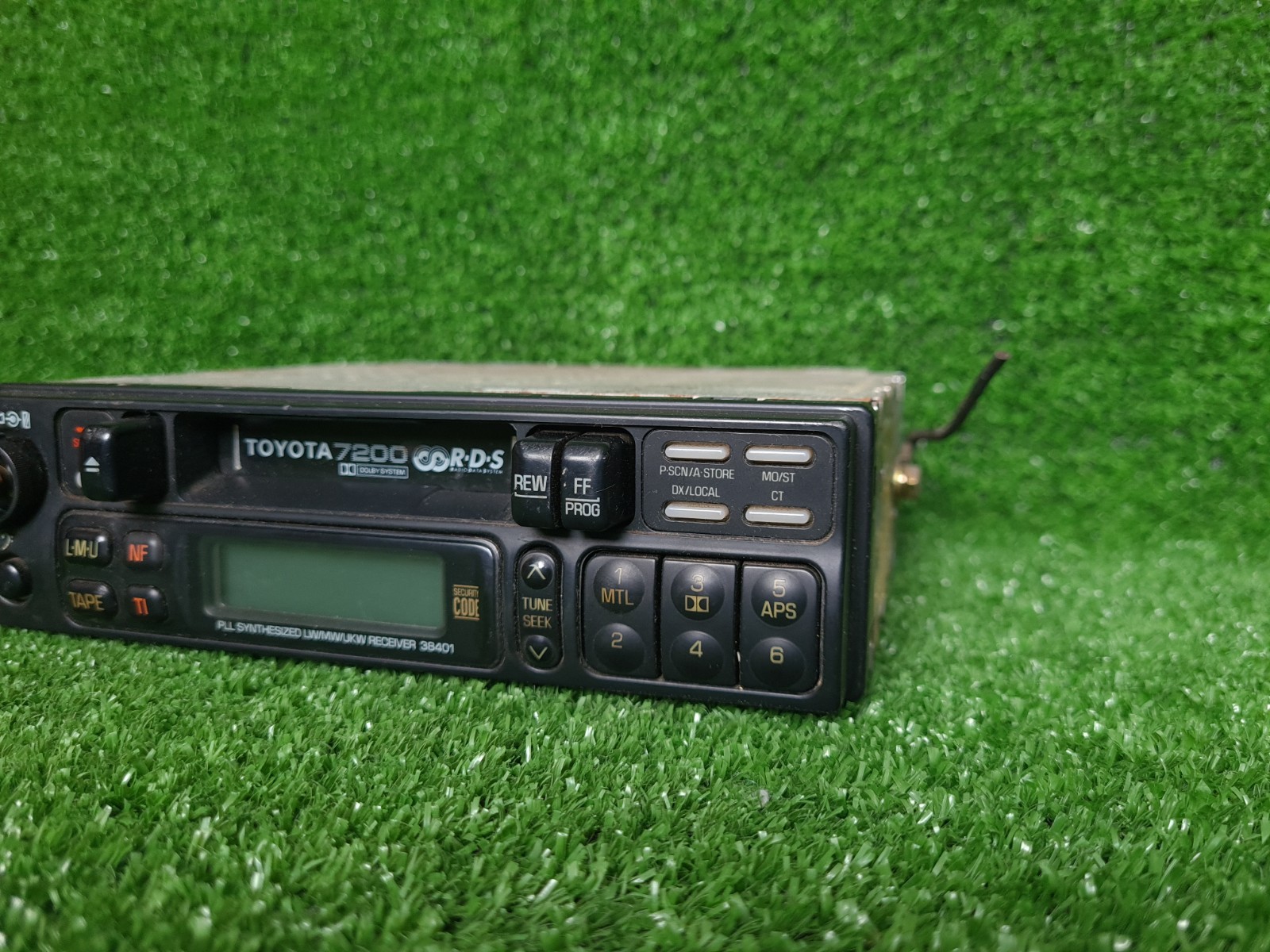 Toyota 0860000839 08600-00839 Ce2770 Ce-2770 Original Car Radio