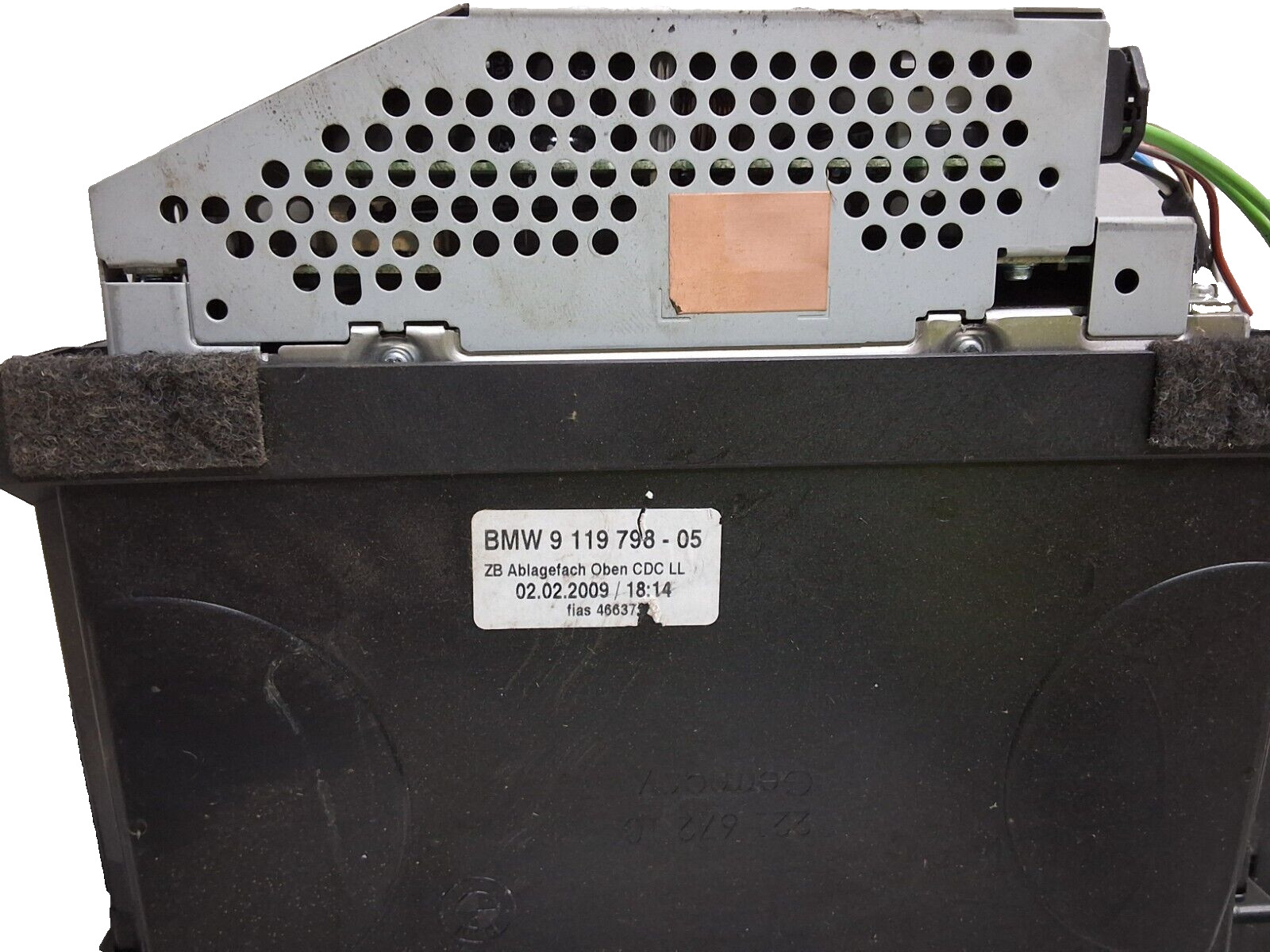 07 08 09 10 BMW 750i X5 6 disc DVD player above glove box 9119798-05
