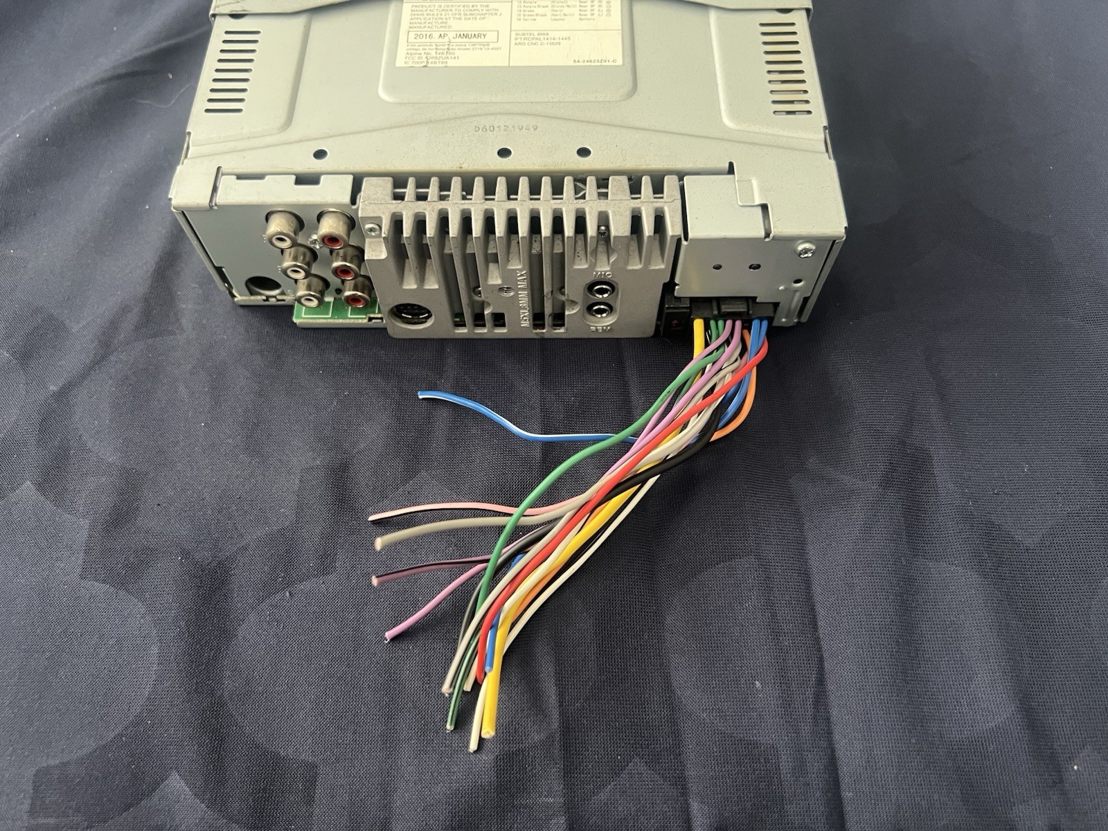 ⭐️Pre-Owned,TESTED⭐️ Alpine BT|CD|AM/FM|USB-(CDE-164BT)