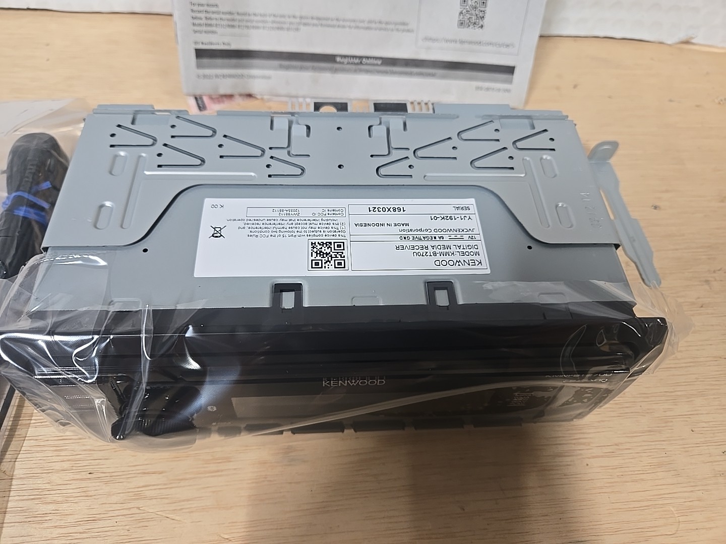 Kenwood KMM-BT270U Bluetooth 200w Media Player Android iPhone AM FM USB Aux 1din