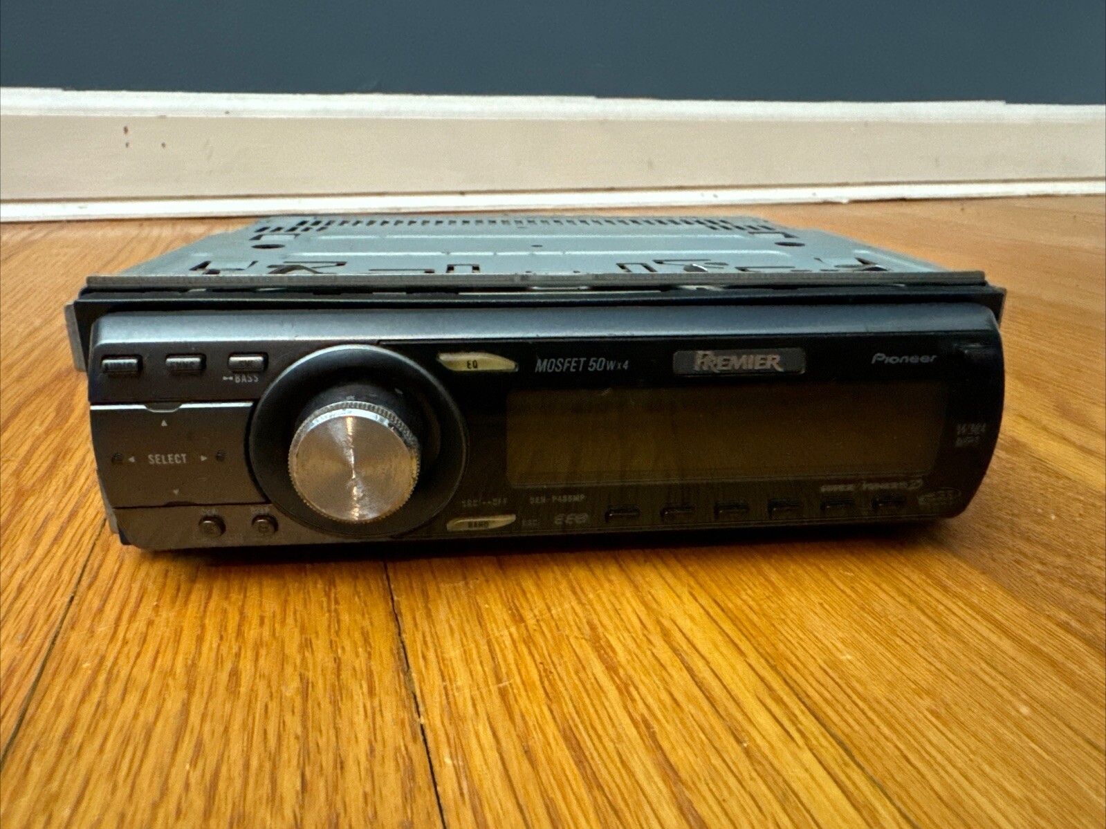 Pioneer Premier Car Radio EEQ 50Wx4 XM Ready AUX WMA EEQ DEH-P480MP CD Player