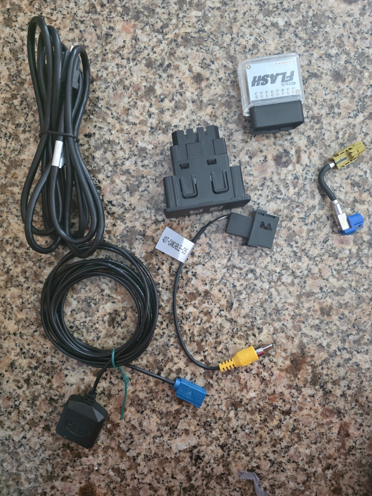 2016 Ford Explorer (16-17″) 4″to 8″ Touchscreen SYNC2 -SYNC 3 Converter