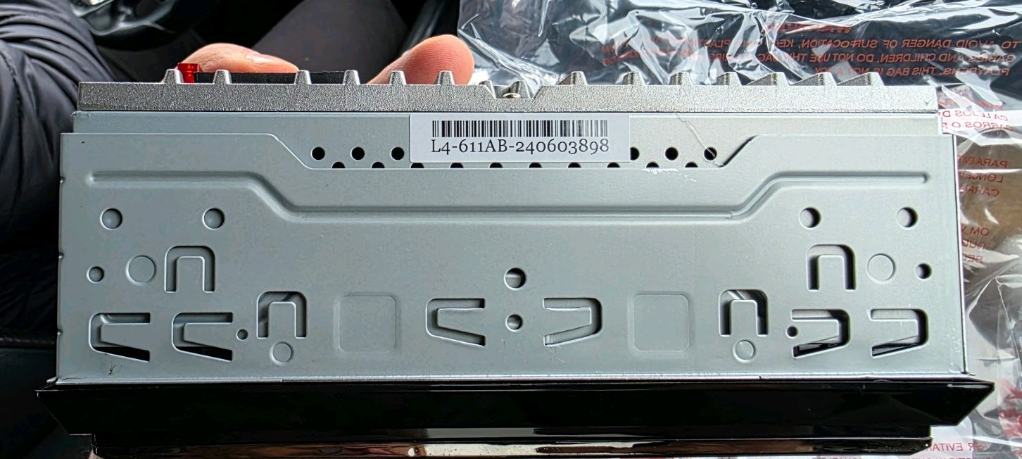 Boss Audio 611UAB 1-DIN Bluetooth USB/MP3 Digital Multimedia Receiver (NO CD)