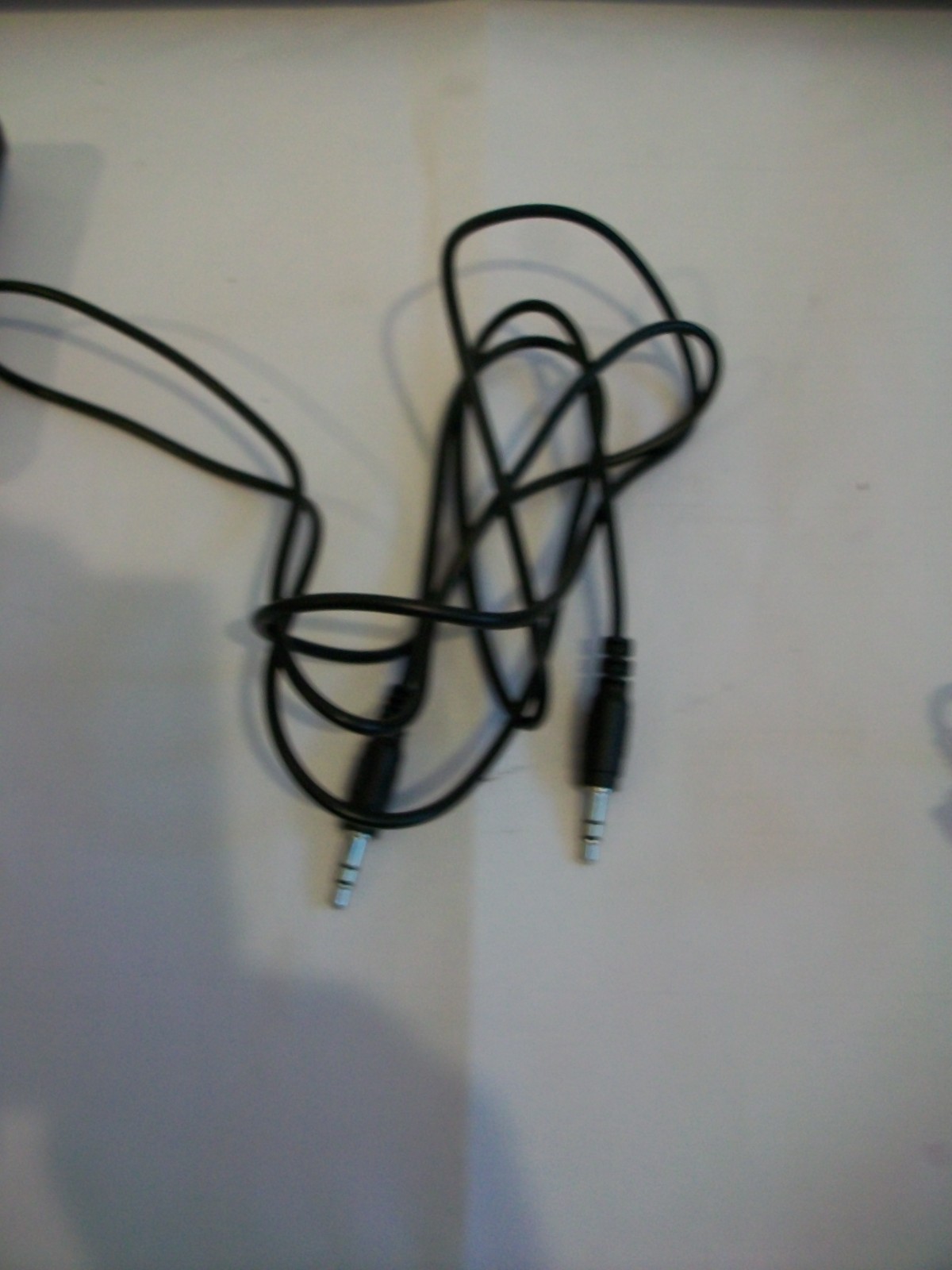 PND car multimedia player Apple or android w/ original box charger/Aux cord