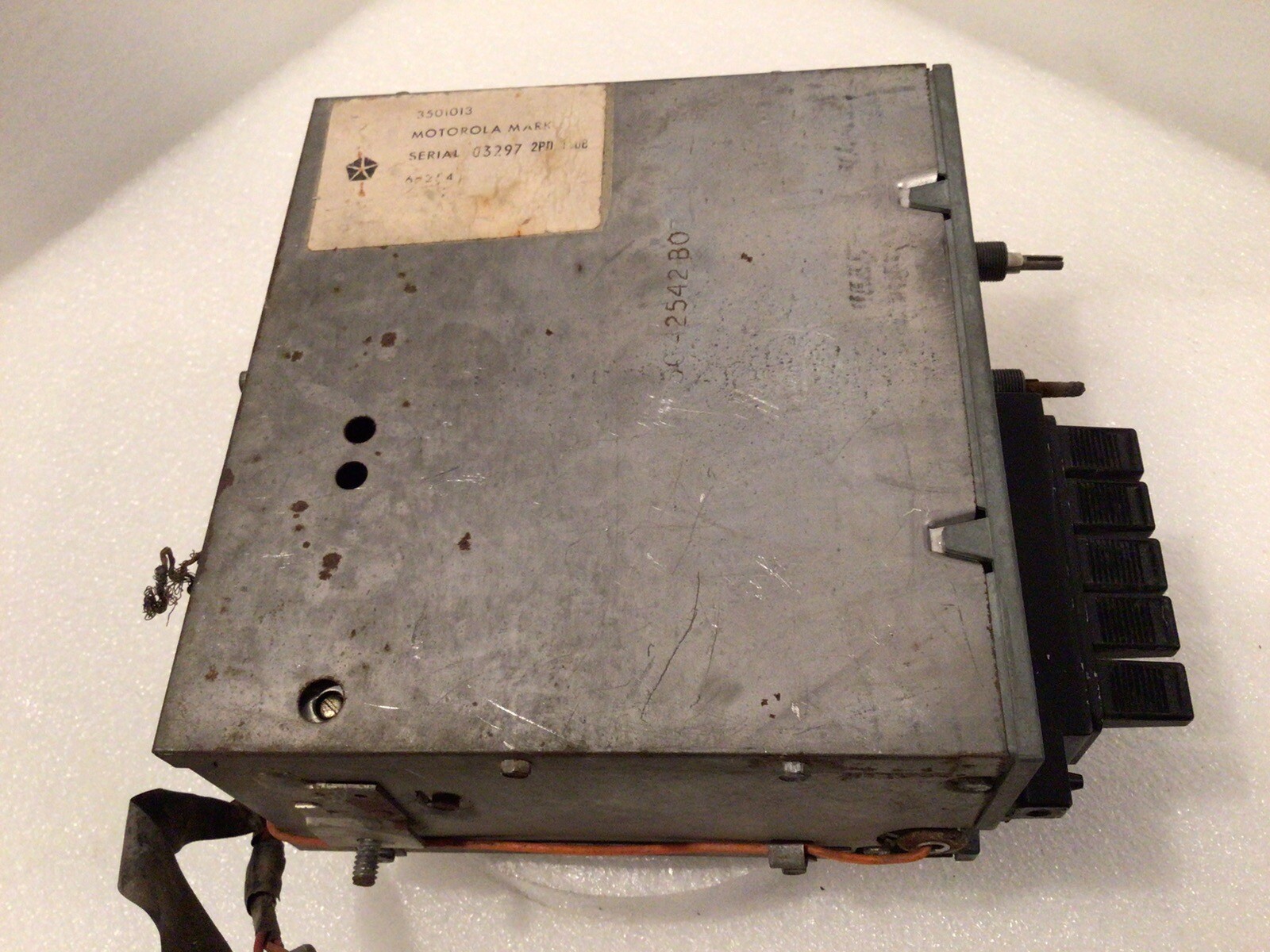 Mopar 1971 – 1974 B-Body AM Radio Chrysler Dodge Charger Solid State Bench OEM