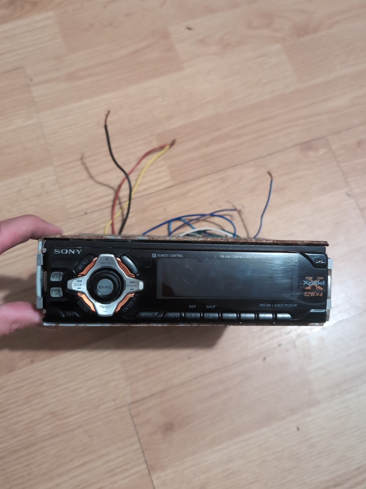 Sony CDX-L550X Compact Disc CD Player Xplod 52Wx4 Car Radio – For Parts Repair