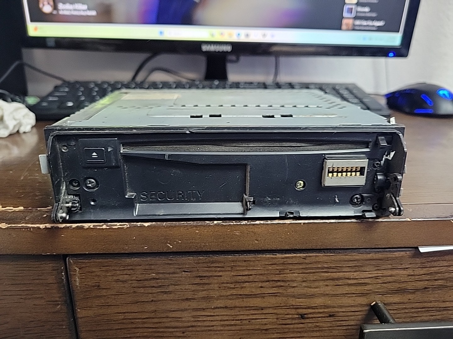 Panasonic CQ-DF402U No Faceplate Selling For Parts