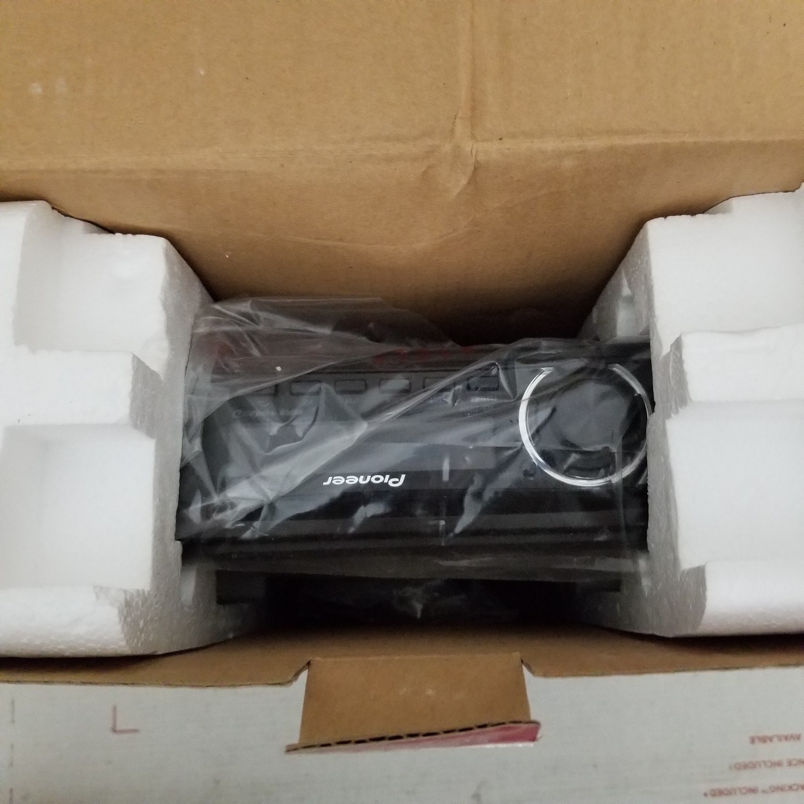 Pioneer DEH-2100IB Car CD Receiver with MP3/WMA Playback iPod Connectivity NEW