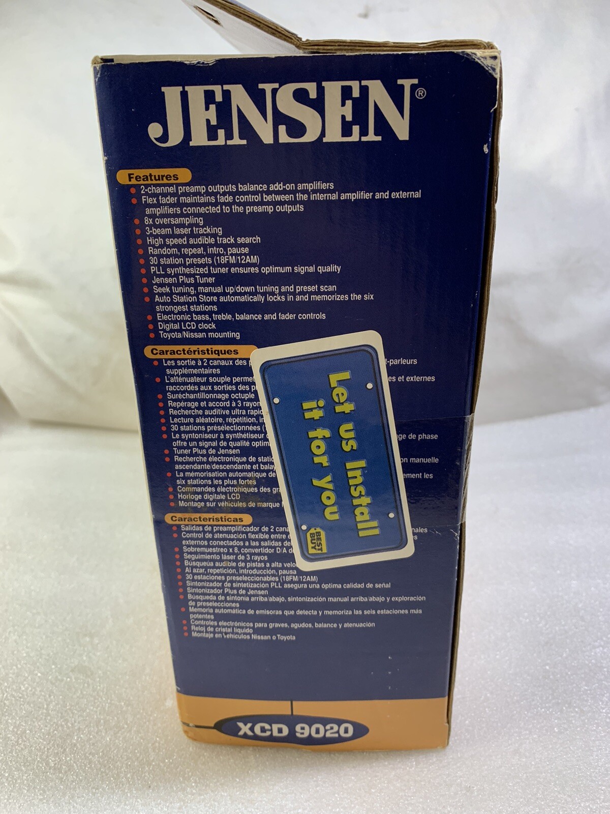Jensen XCD 9020 Car AM/FM CD RECEIVER with Detachable Face Plate- New in Box