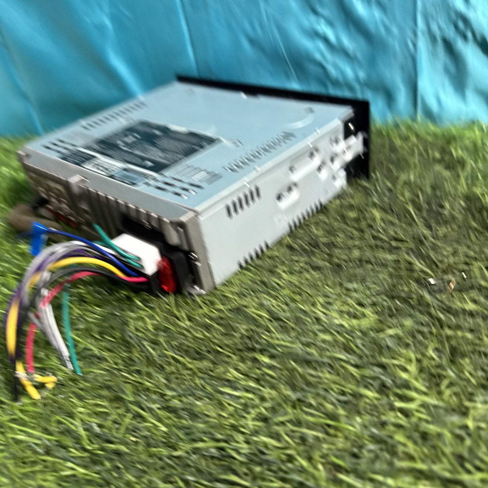 Boss Audio Systems Model 550B CD AM/FM Receiver