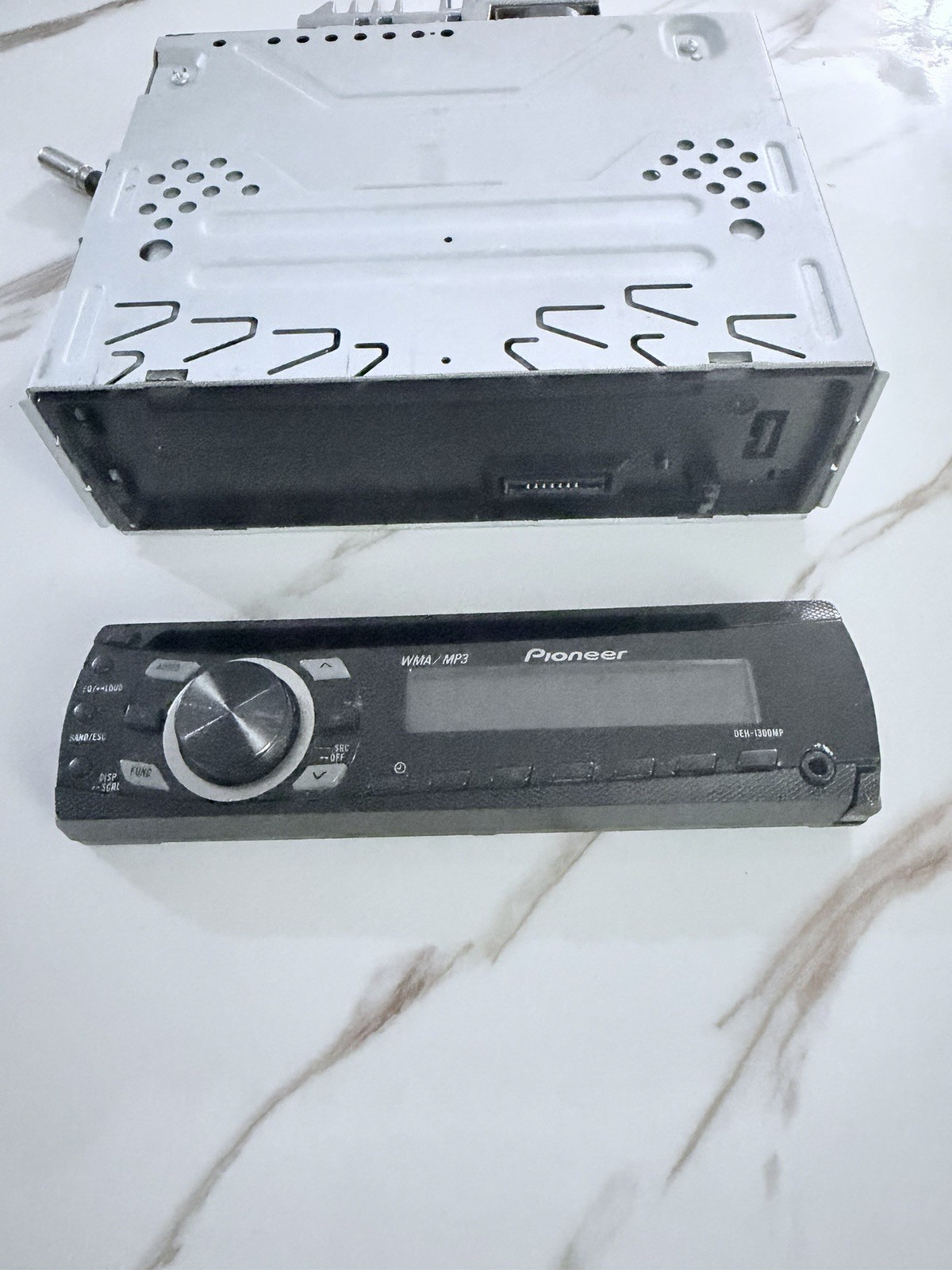 Pioneer DEH-1300MP Car Auto Mobile CD Player Receiver