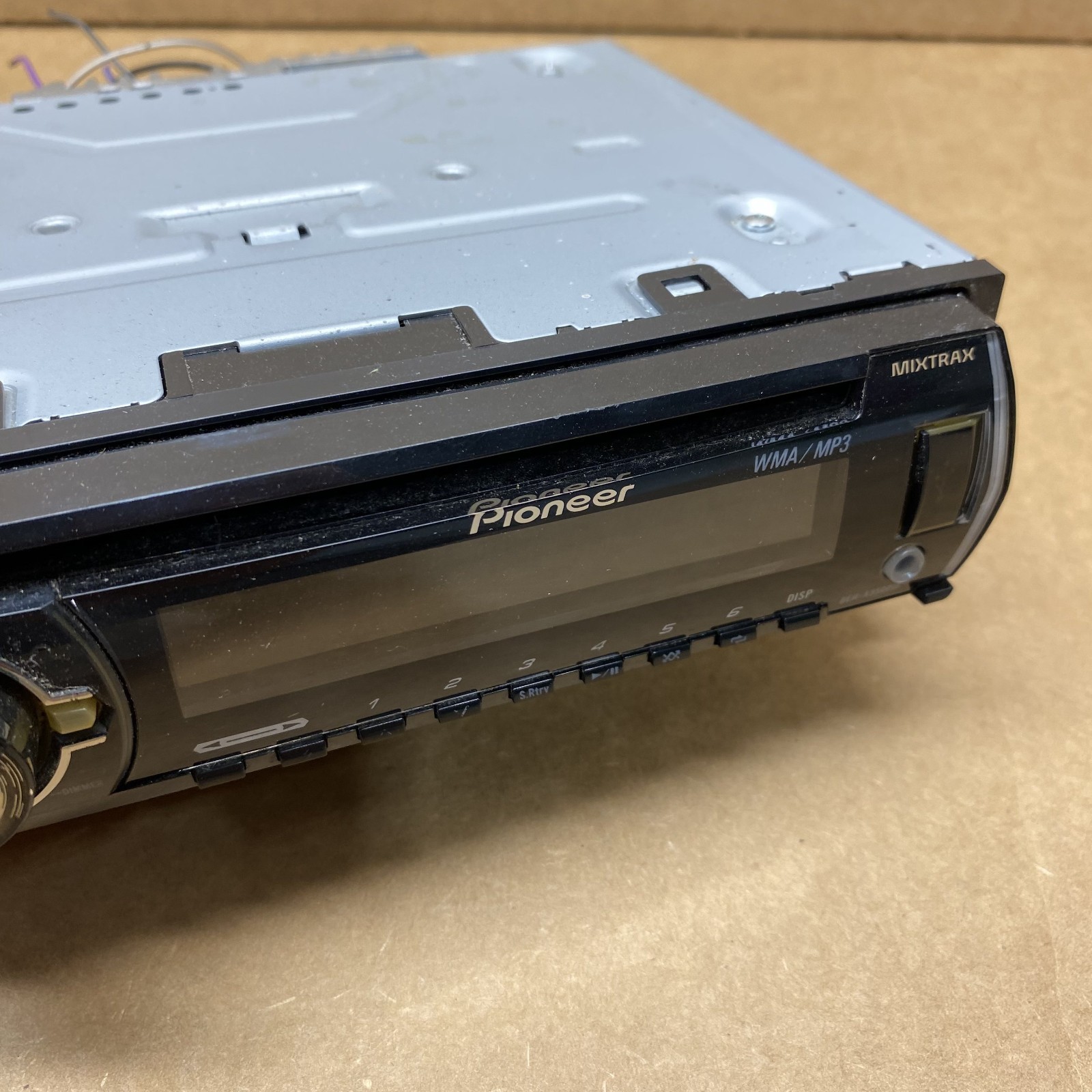Pioneer DEH-X3500UI Mixtrax AM FM CD Player Radio Receiver