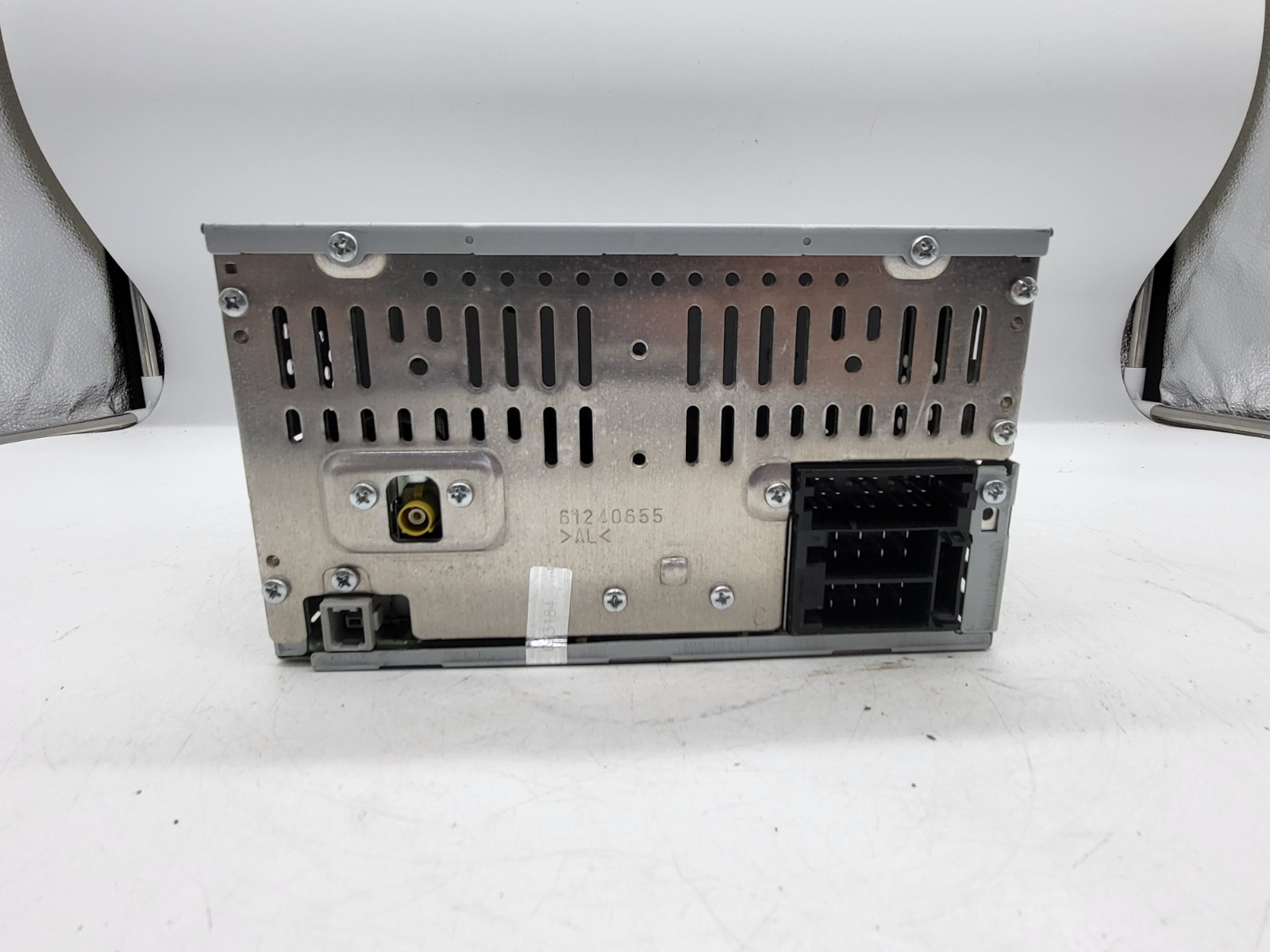 2011-2013 Kia Sorento Radio Receiver OEM 96140-1U201CA