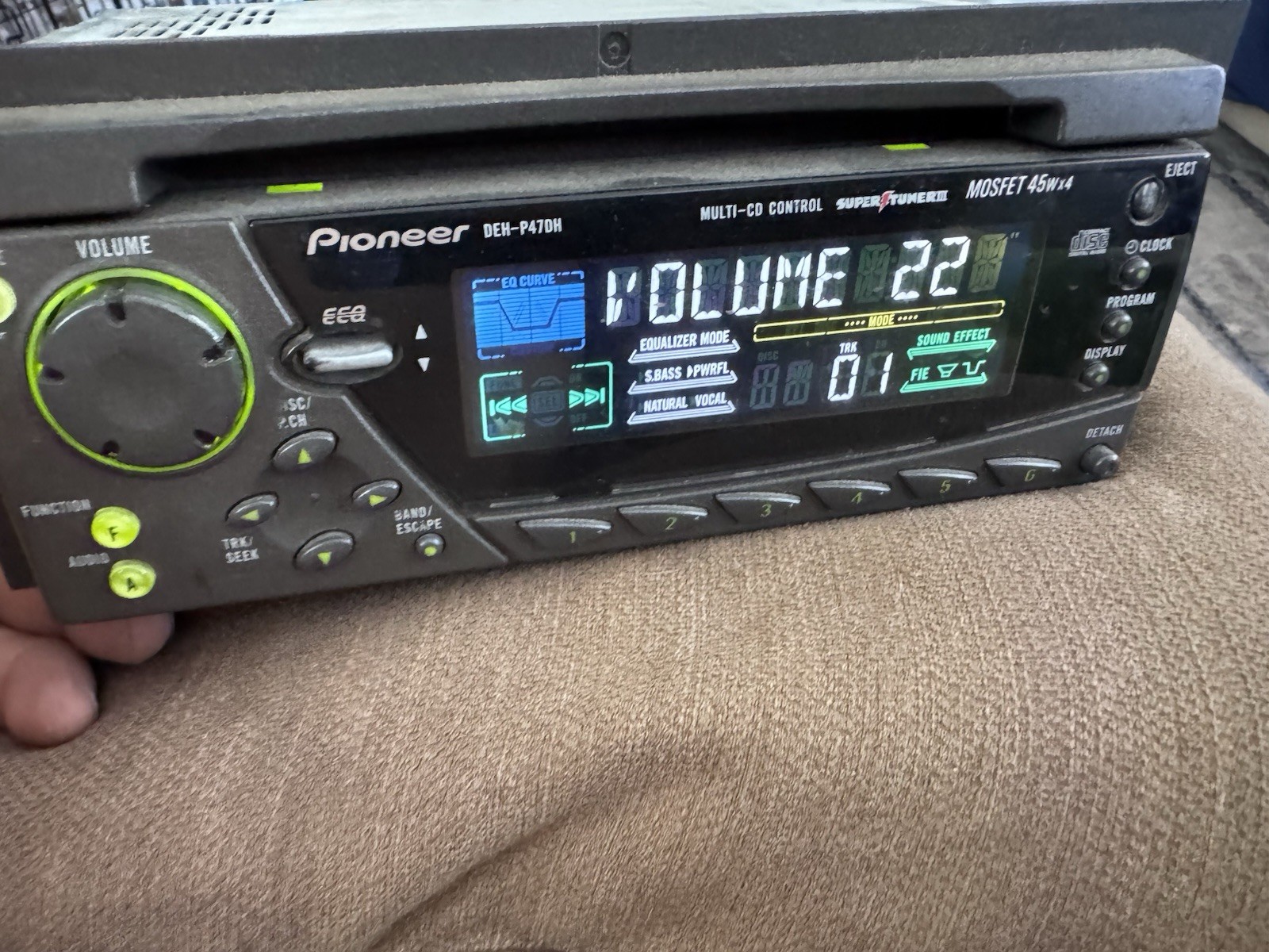 Pioneer DEH-P47DH CD Player Old School RARE In Dash Receiver