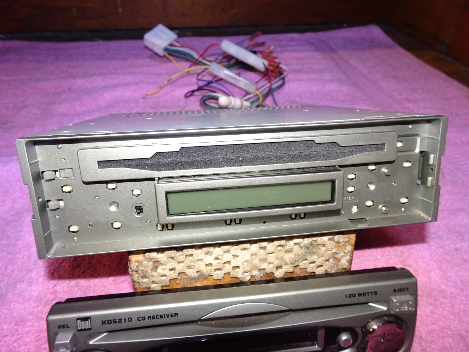 Dual Electronics XD5210 AM/FM/CD Receiver Player Car Stereo Tested and Working
