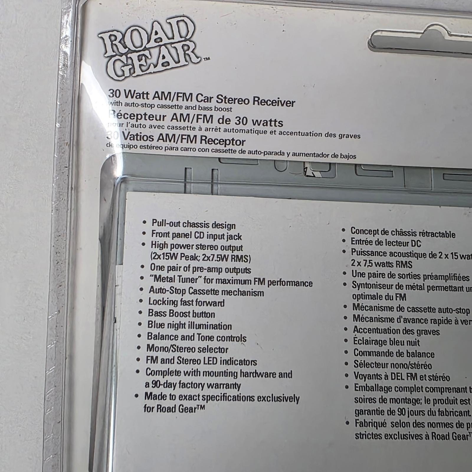 Road Gear RGCMP Car Stereo Receiver 30W AM/FM Cassette Bass Boost Black Vintage