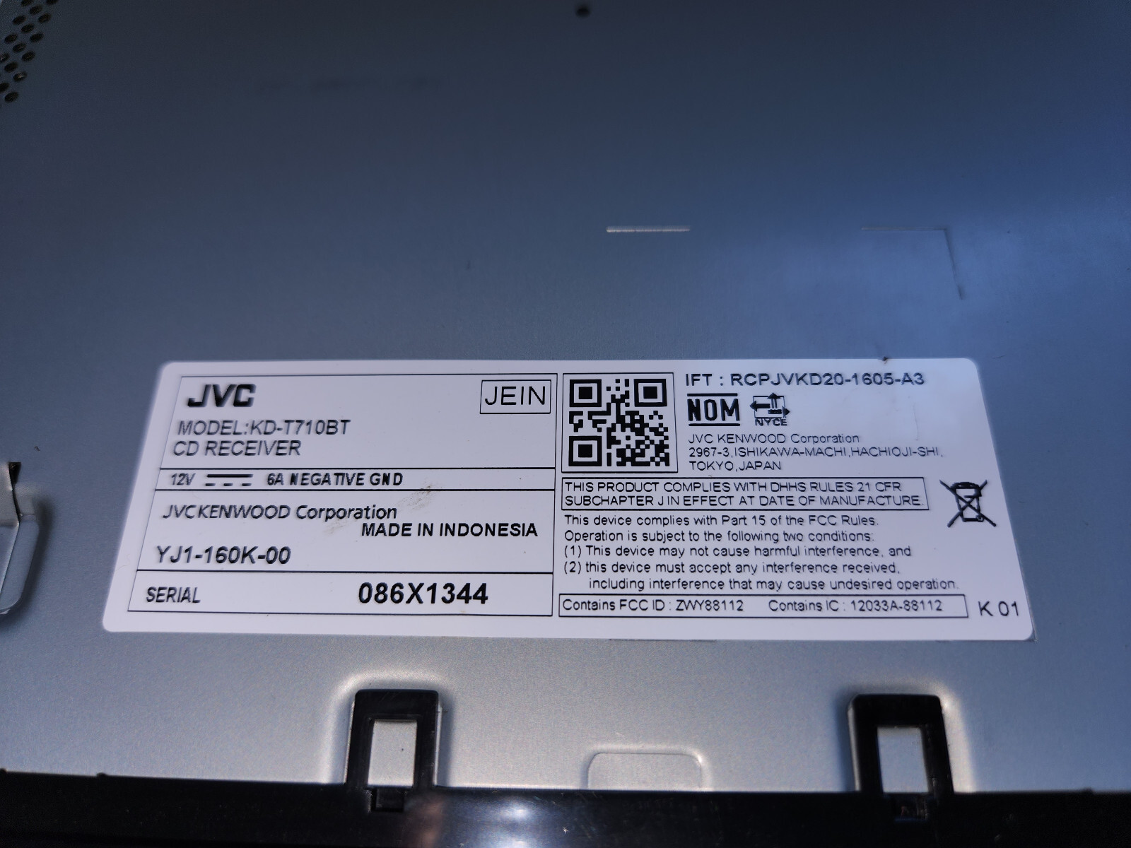 JVC KD-T710BT Single DIN LCD Display Bluetooth Car Stereo Receiver works great