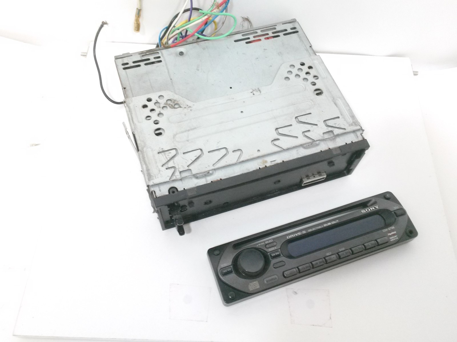 Sony CDX-GT06 AM/FM Radio CD Player Detachable Face Untested For Parts/Repair