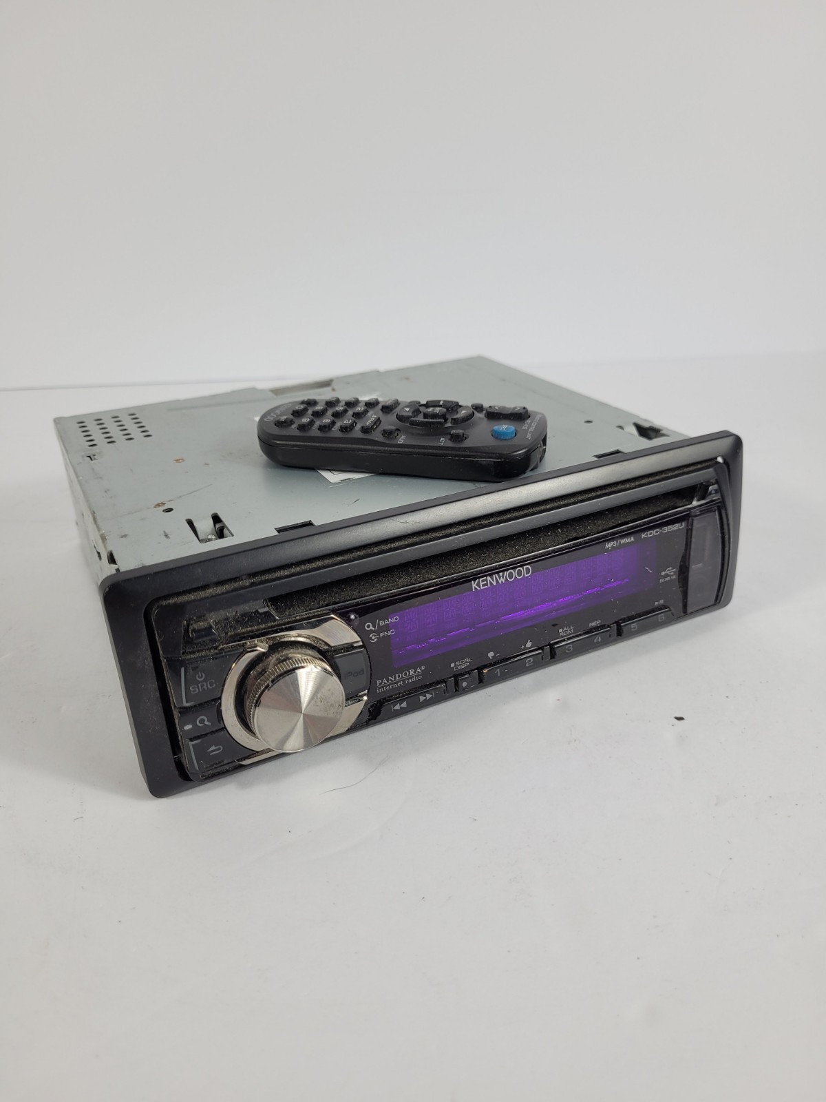 Kenwood KDC-352U Car Stereo Radio/CD Ships Free