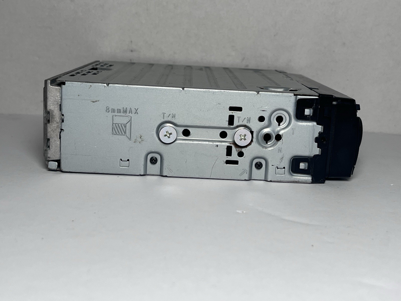 Alpine UTE-73BT Single DIN Car Stereo with Bluetooth