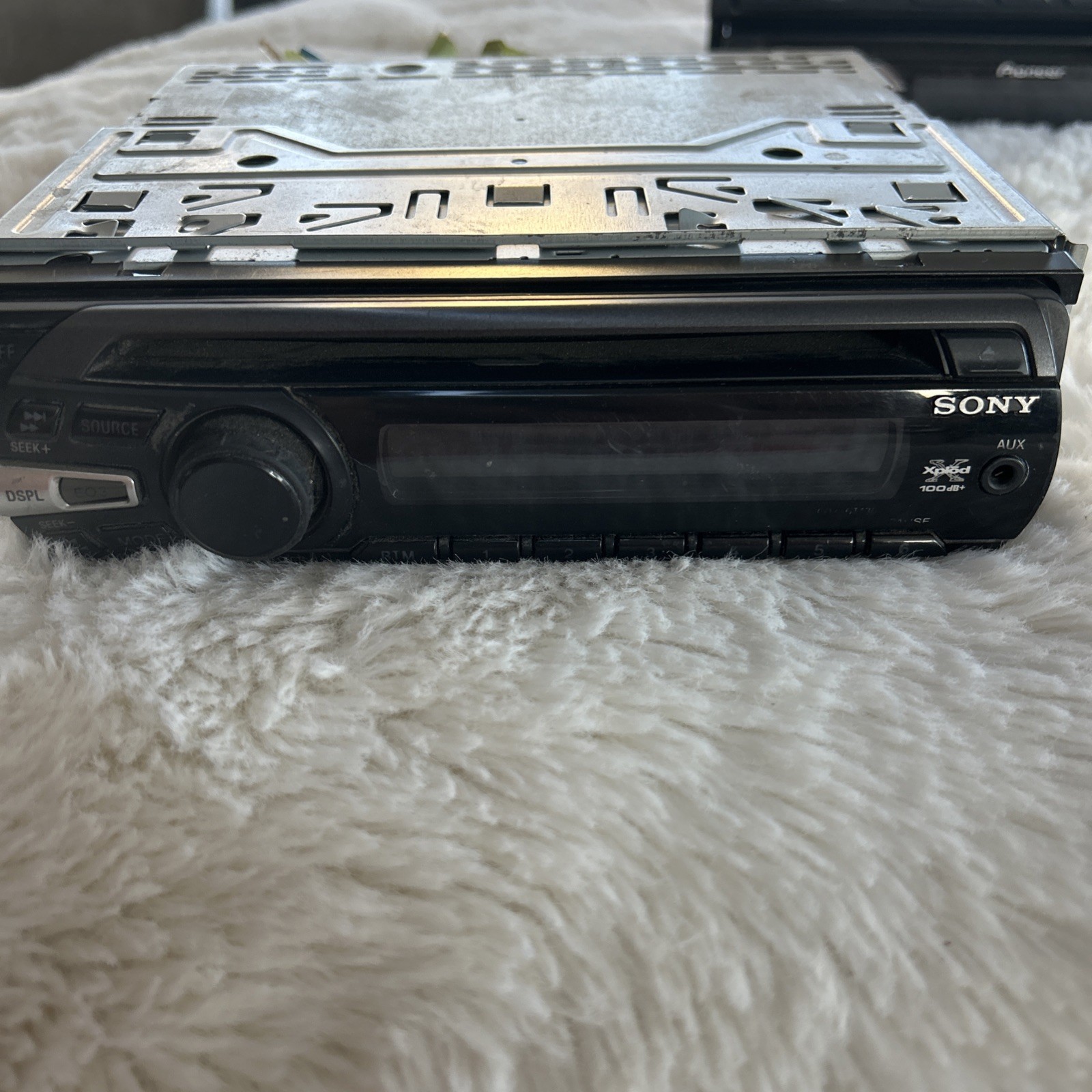 Sony CDX-GT130 CD Player In Dash Receiver