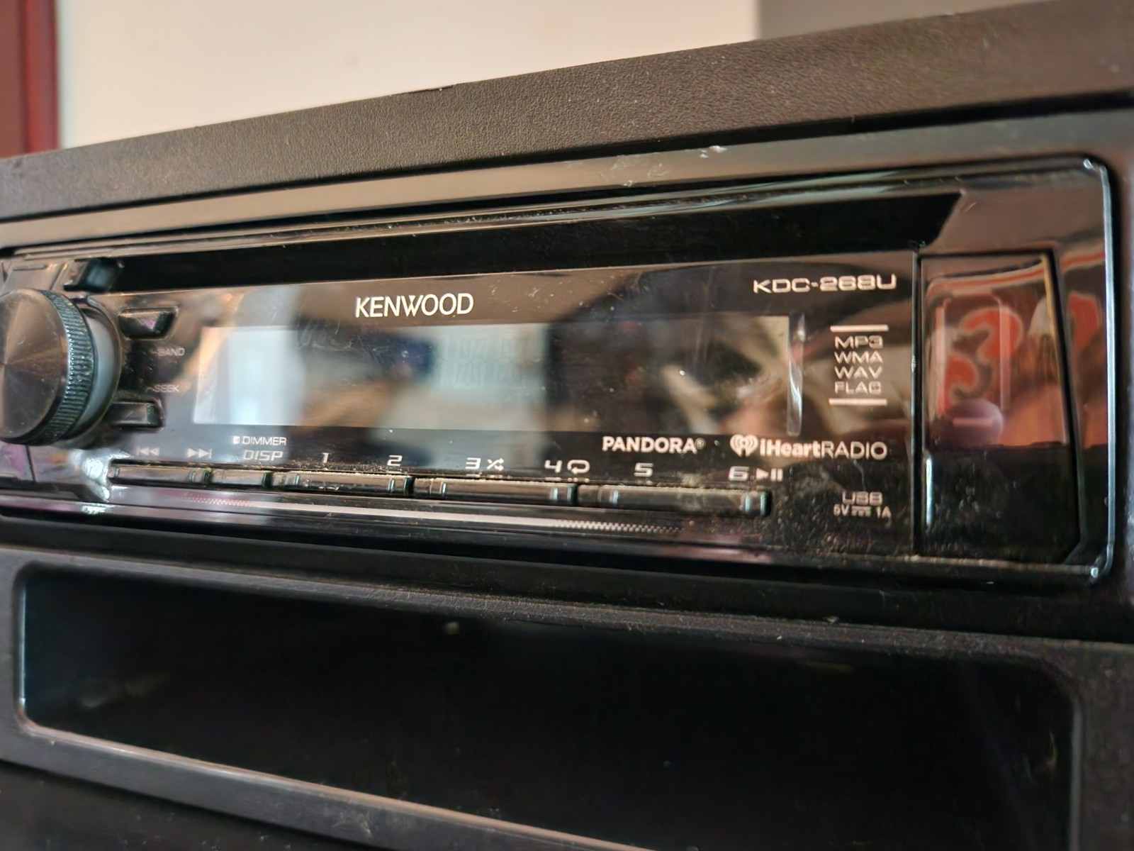 Kenwood KDC-268U CD AM FM CD+PAC Gm Interface Dash Kit Included