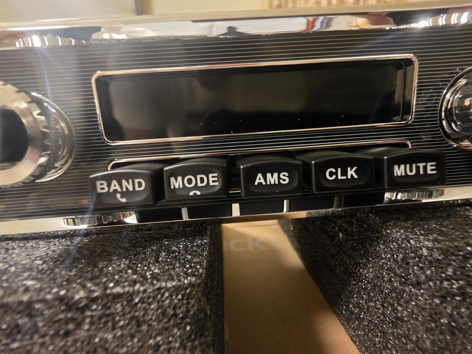 Mercedes W110 W114 W115 W108 W111 W112 W113 Classic Bluetooth And USB FM Radio