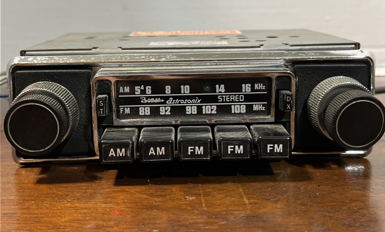 Old VTG BOMAN Astrosonix Astro Line 650MPX Shaft Knob Car Radio Stereo Audio. BR
