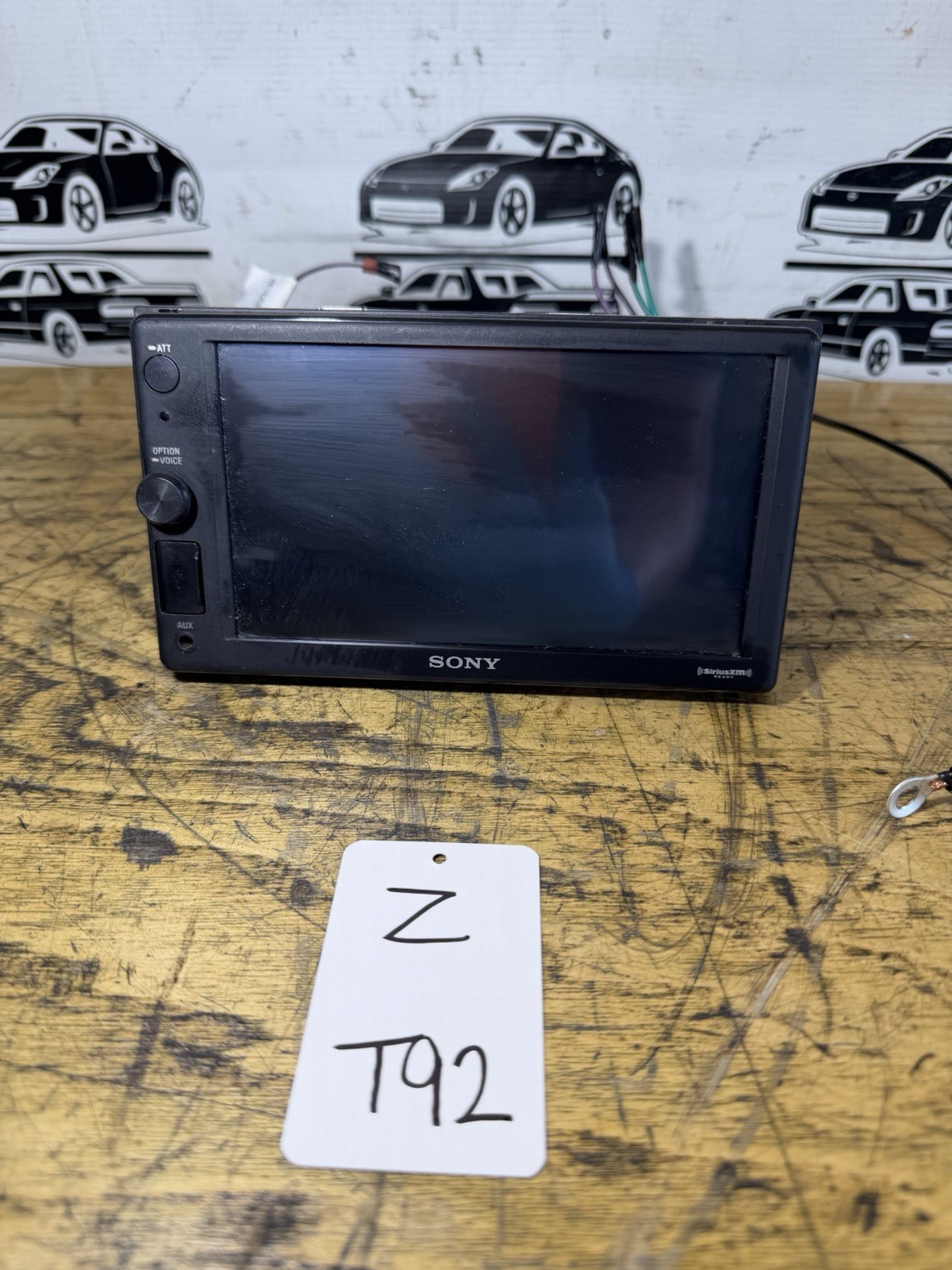 Sony XAV-AX1000 6.2 inch Apple CarPlay Media Receiver Bluetooth 350z Harness