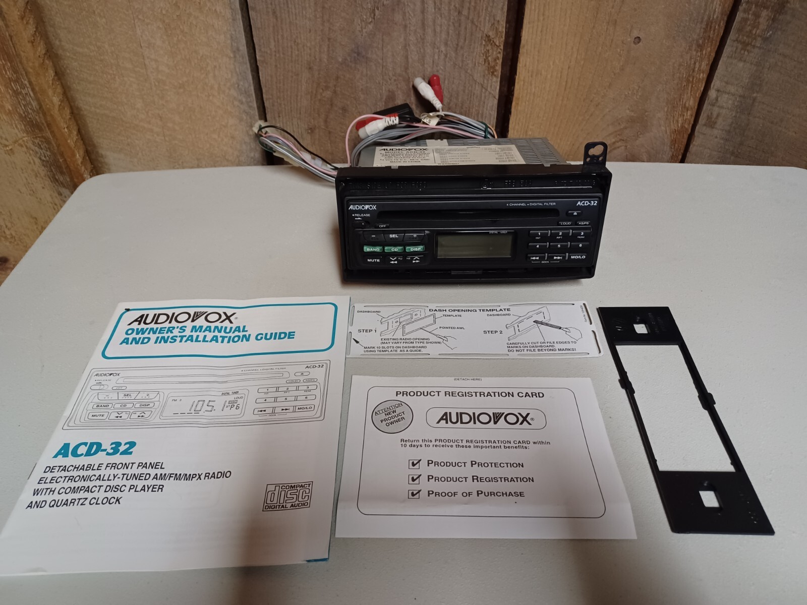 Vintage Audiovox ACD-32 Detachable Front Panel CD 4 Channel Car Audio Radio