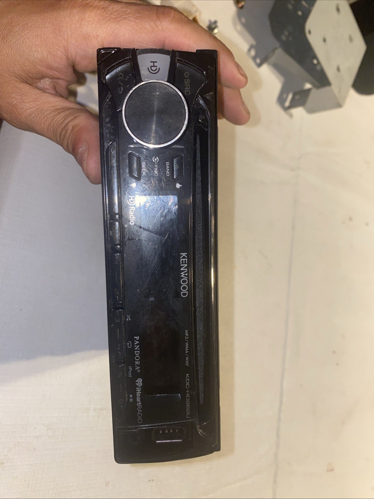 Kenwood “KDC-HD262U” CD Android HD Radio USB Interface MP3 AM/FM AUX