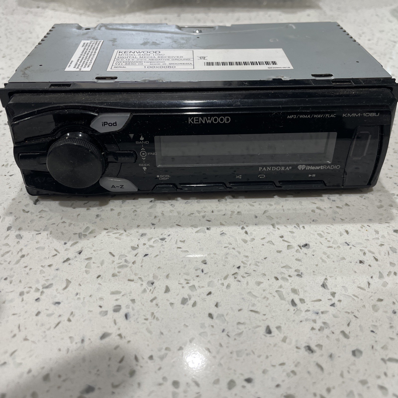 Kenwood KMM-108U Ipod in-Dash Digital Pandora MP3 Media Receiver with Front USB