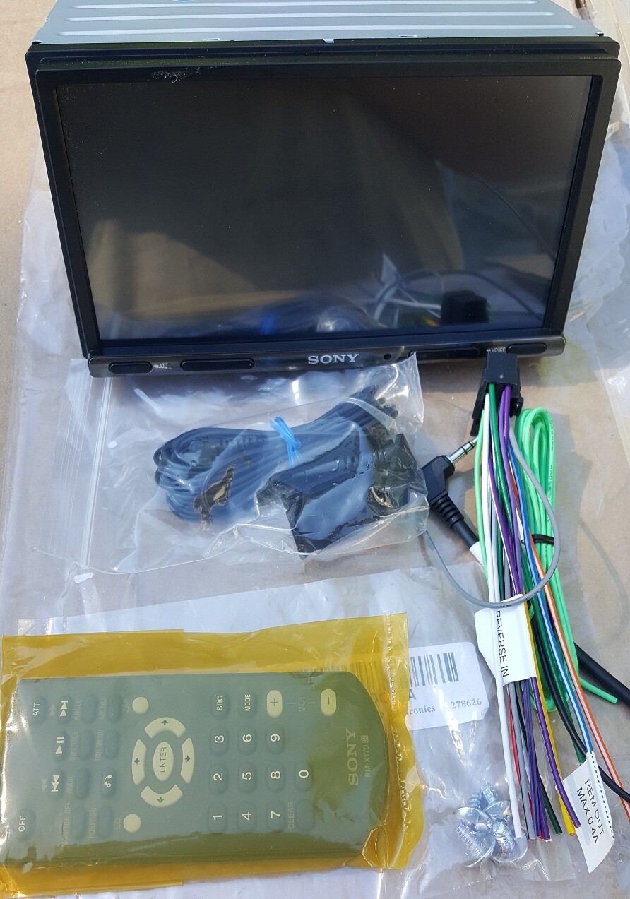 Sony XAV-AX150 Double DIN 6.95″ Touchscreen Digital Media Receiver XAVAX150