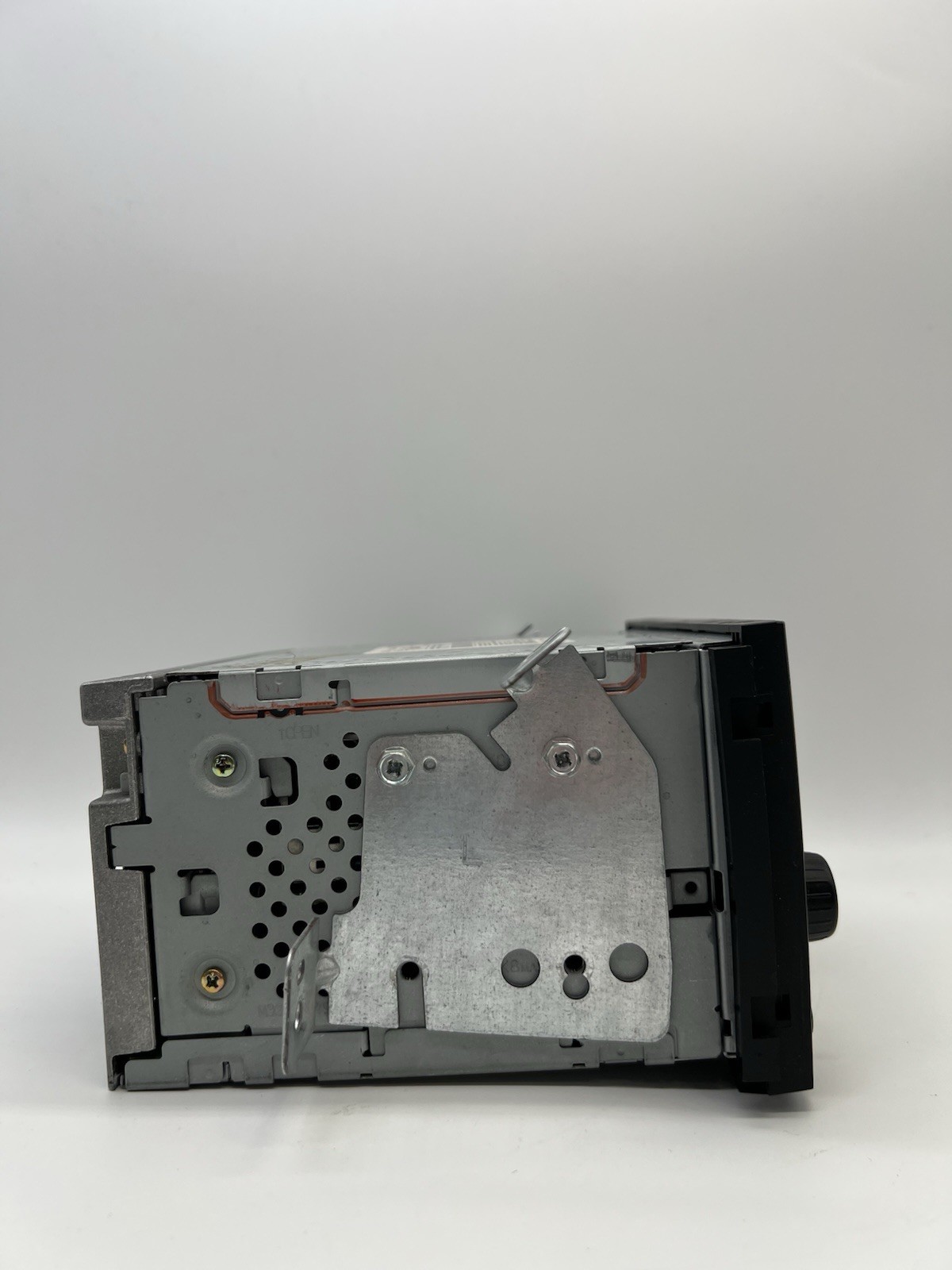 Honda Pilot 2003-2005 OEM Radio/Stereo CD/Cassette 39100-S9V-A120 With Trim