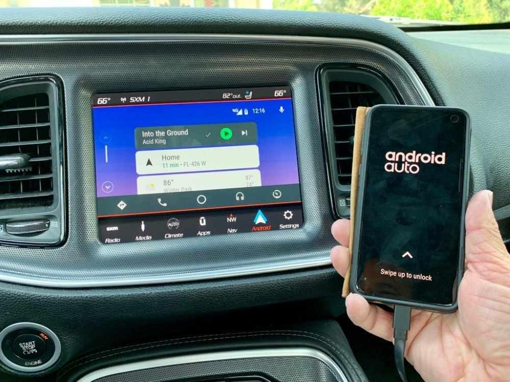 Mopar Uconnect 4 UAS 8.4-inch Touschscreen – z Mount