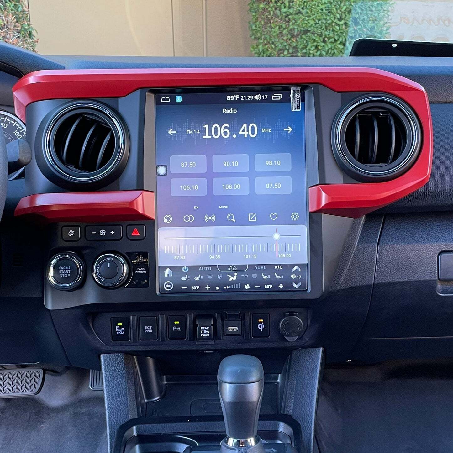 12.1″ Tesla Style Radio Multimedia Player GPS Stereo For Toyota Tacoma 2016-2022