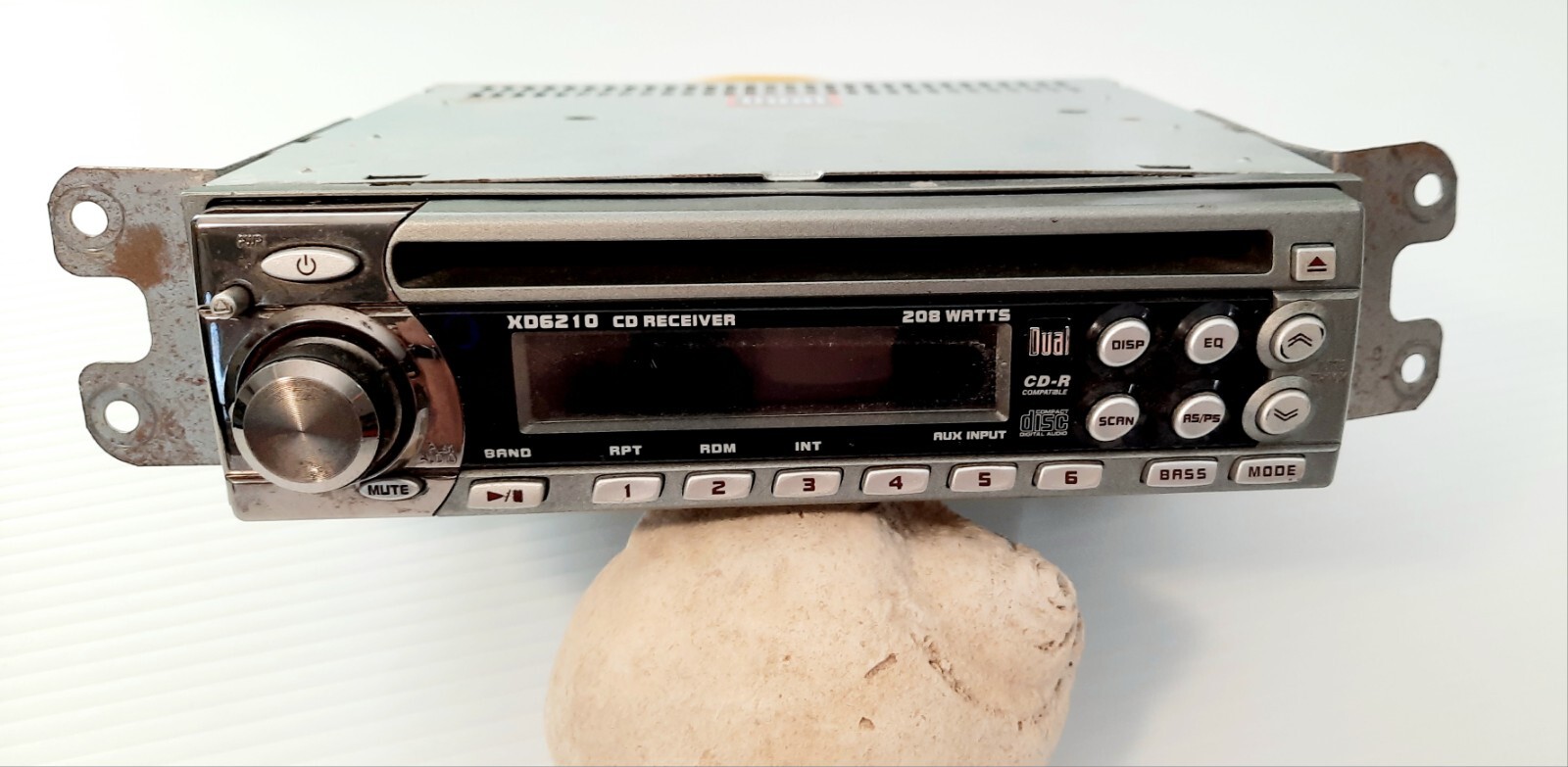 Duel Electronic Corp Model XD6210 In Dash Cd Player For Parts Or Repair