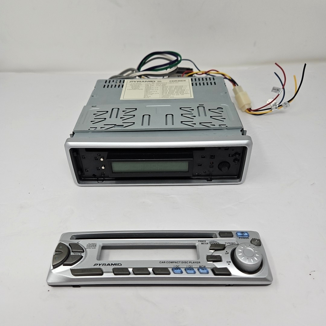 Vintage Pyramid Car Stereo CD Player Radio AM/FM-MPX Detachable Face CDR46DX