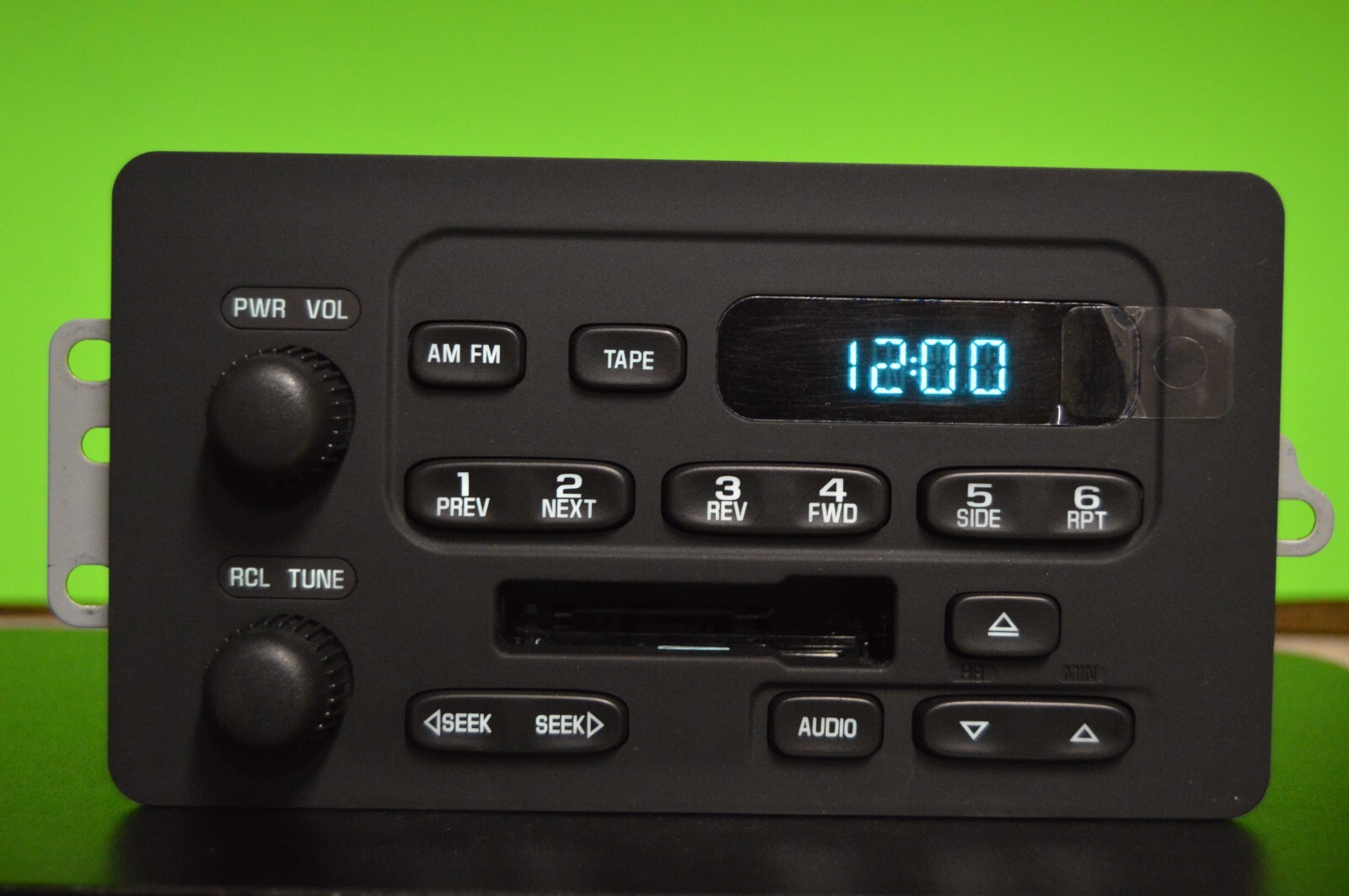 Chevy Cavalier Malibu factory Cassette player radio 00 01 02 03 04 05 09379061