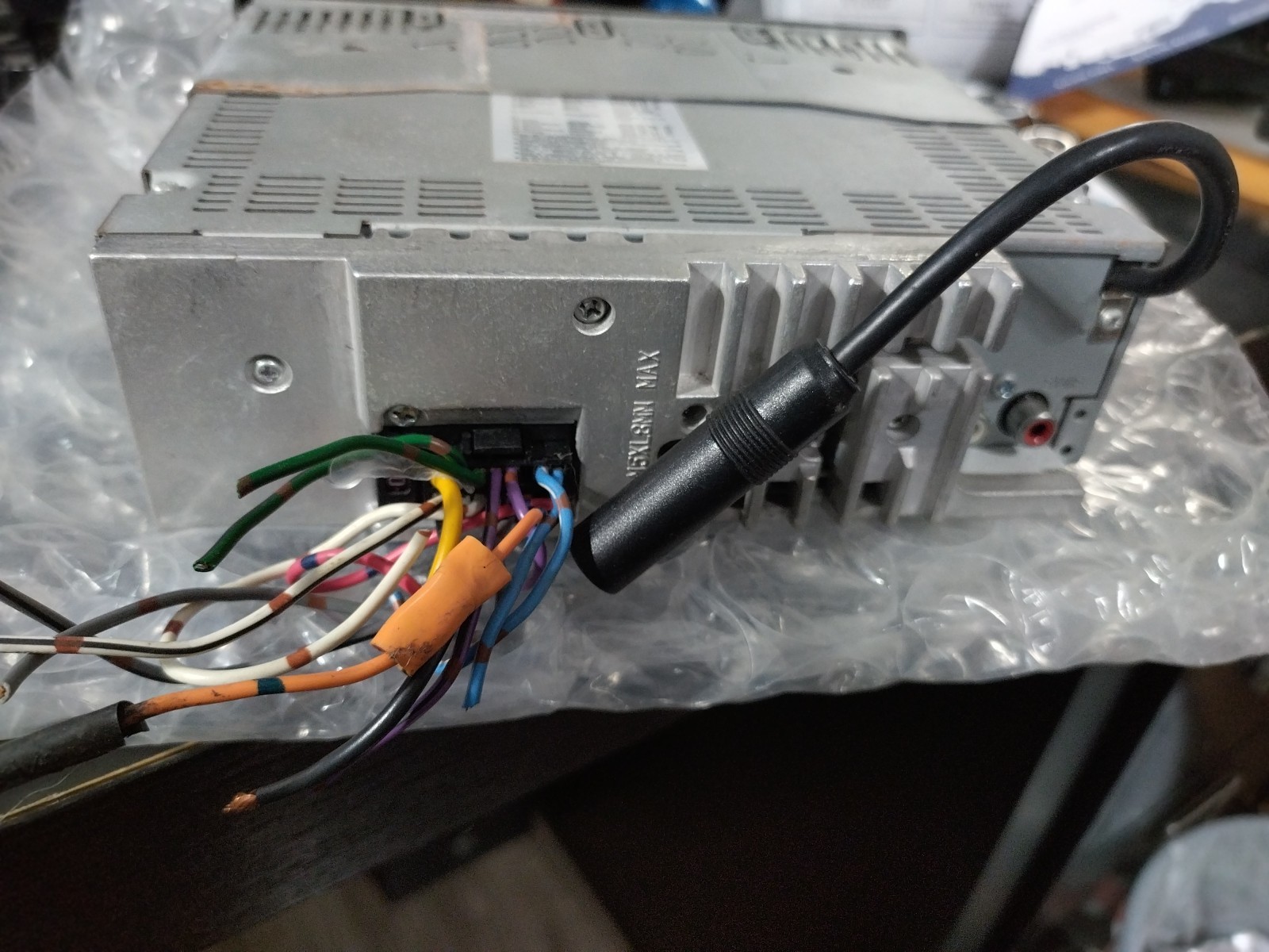 Alpine CDE-9843 CD Player In Dash Receiver