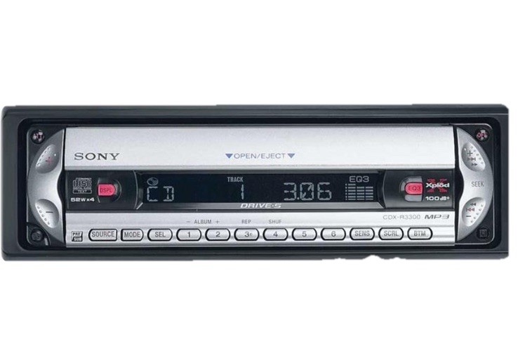 VTG Sony CDX-R3300 New Old Stock 2004 CD Player