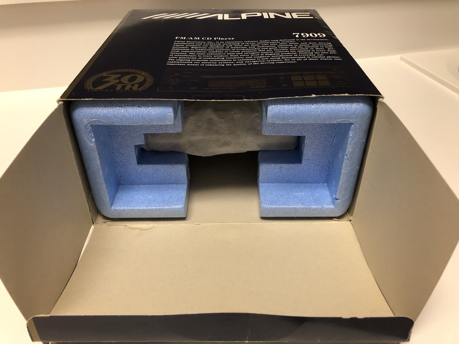 ALPINE 7909 30th ANNIVERSARY FM/AM CD PLAYER LIMITED EDITION 205/300 NEW IN BOX