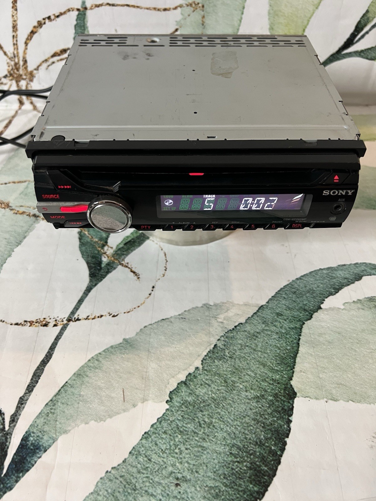 Sony CDX-GT260MP CD Player In Dash Receiver