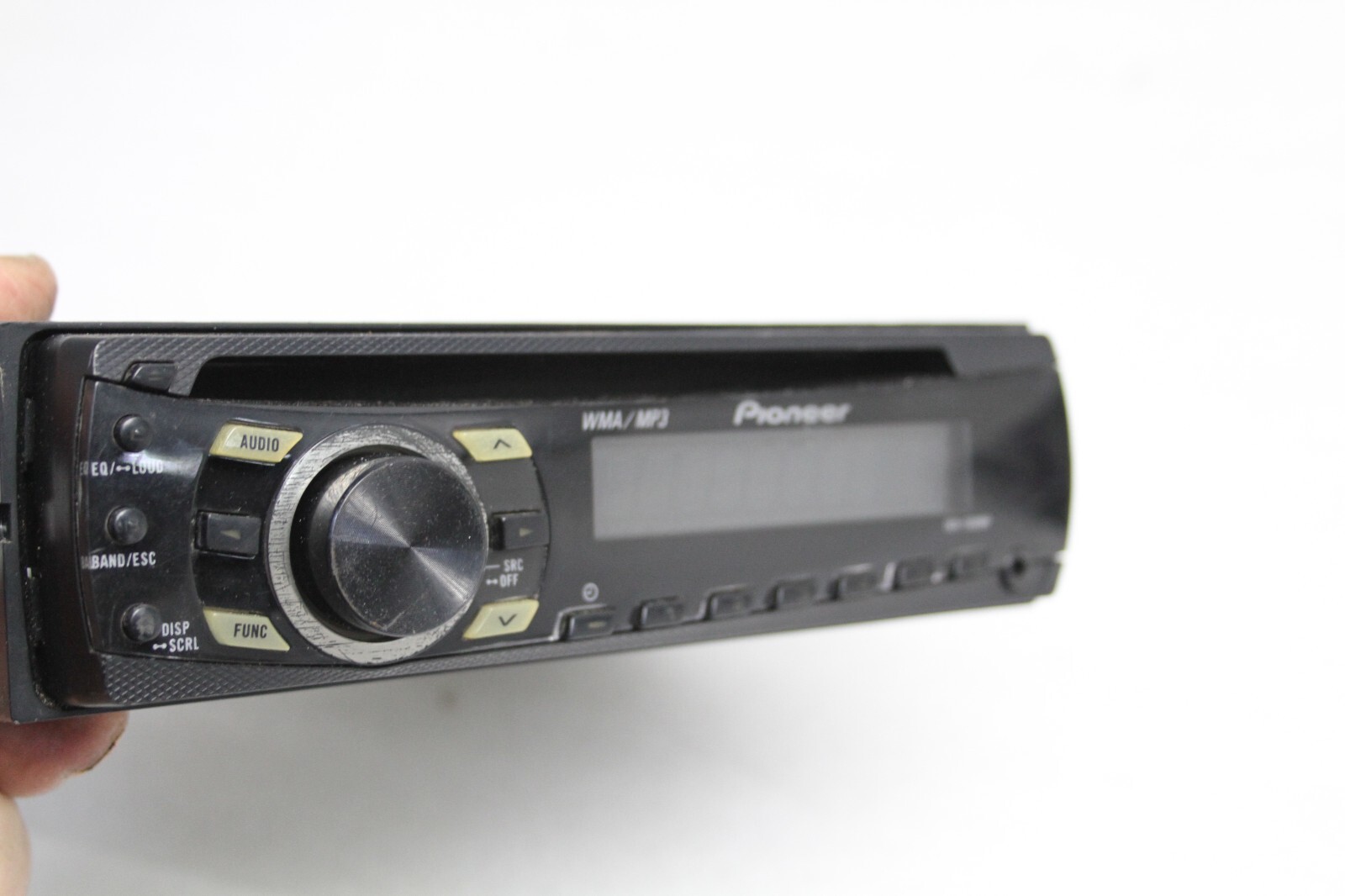 2004 Nissan Xterra Pioneer CD Receiver Aux Input MP3 WMA Player DEH-1300MP #K15