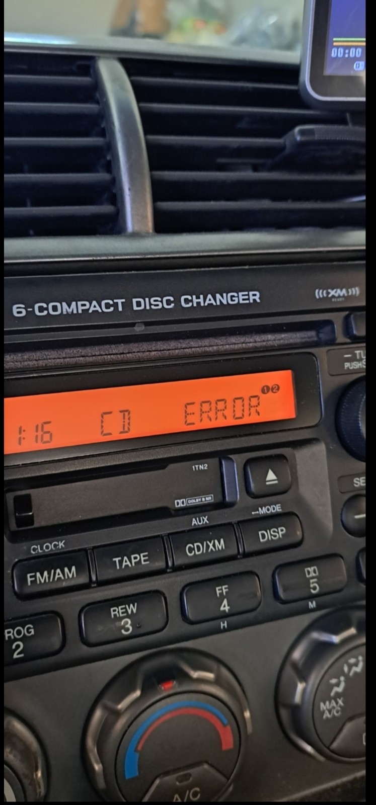 02-06 Honda CRV AM FM 6 disc CD Radio receiver 1TN1 39100-SCA-A201 FOR REPAIR!!